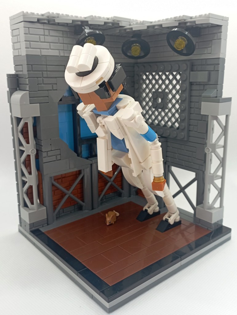 This image has an empty alt attribute; its file name is 2.jpg